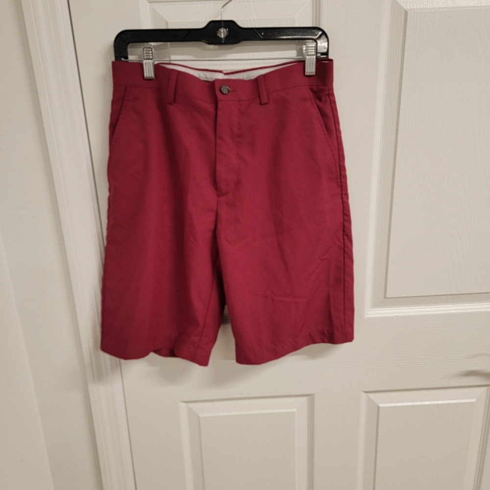 #41 Callaway men's golf shorts size 30